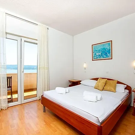 Charming Seaside Otel Omiš