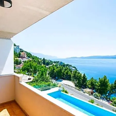 Charming Seaside 4* Omiš
