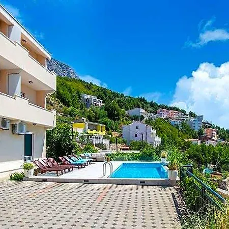 Charming Seaside Hotel 4*